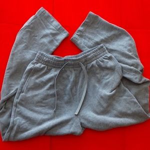 Tek gear grey sweat pants